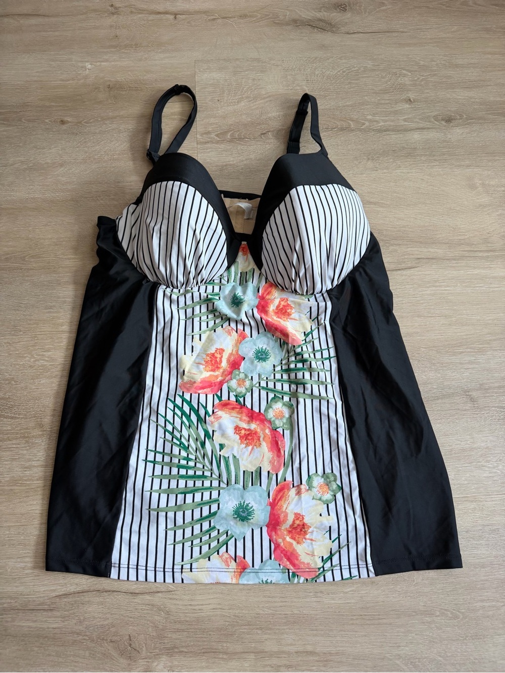CACIQUE FLORAL TANKINI TOP SZ 42D